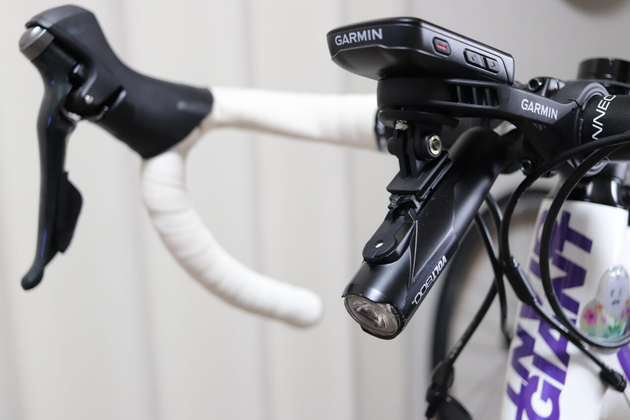 市場 自転車コンピューターマウント GPS 耐久性 軽量 アクションカメラ 便利