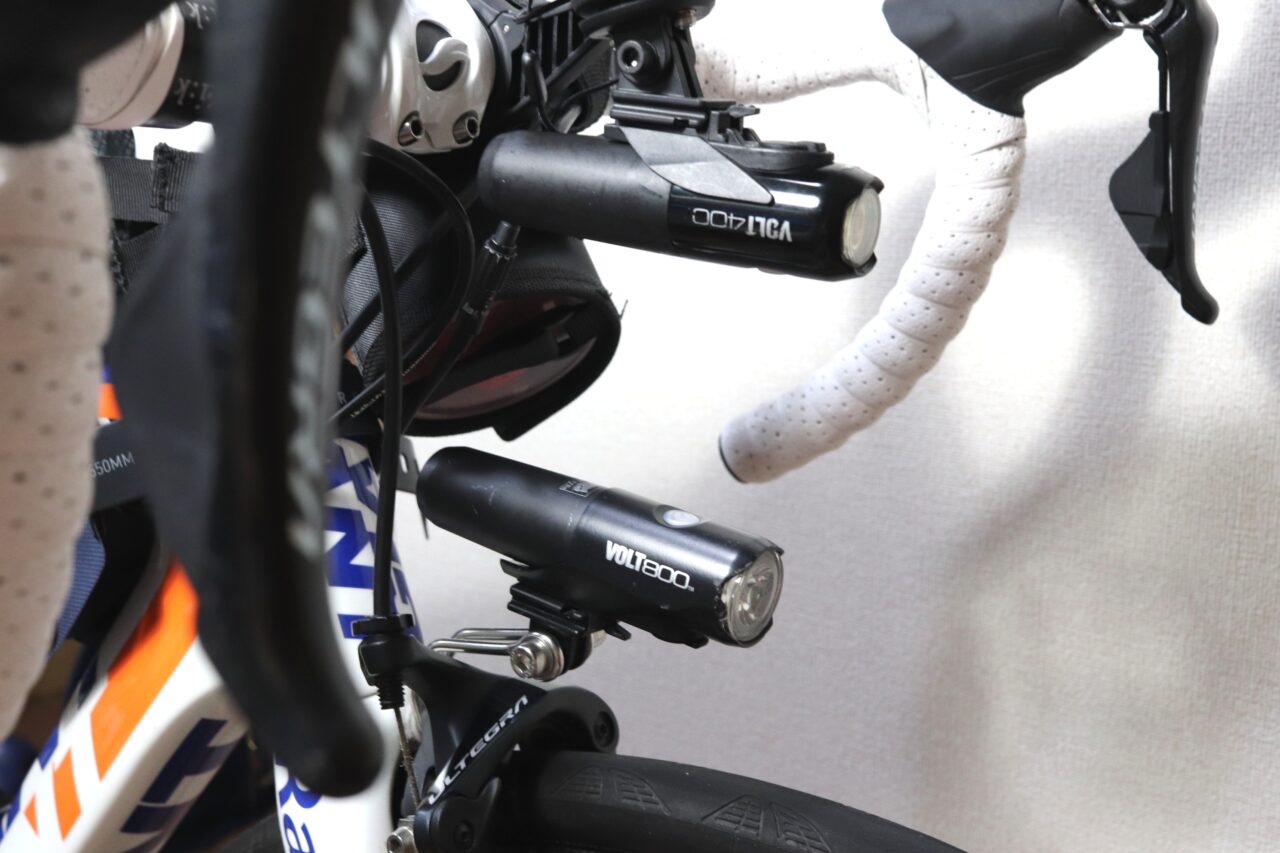 レビュー】①KCNCライトアダプター②R250ライトブラケット「自転車ライトの取り付け位置を増やす」 | サラピエの自転車さんぽ